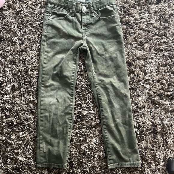 LOT of 2 of boys pair jeans. One camo (Old Navy). One denim (Denizen). - Picture 3 of 6